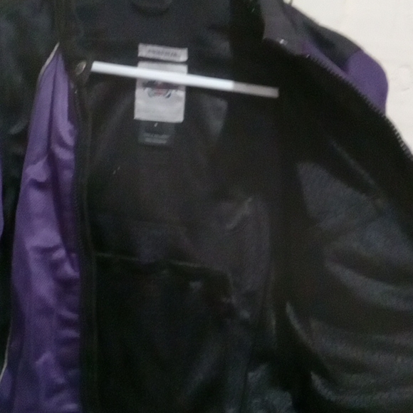 Ladies riding jacket - Picture 3 of 5